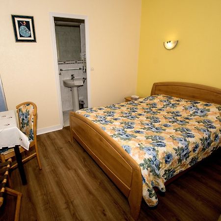 Hotel Le Plat D'Etain Brou Exterior foto
